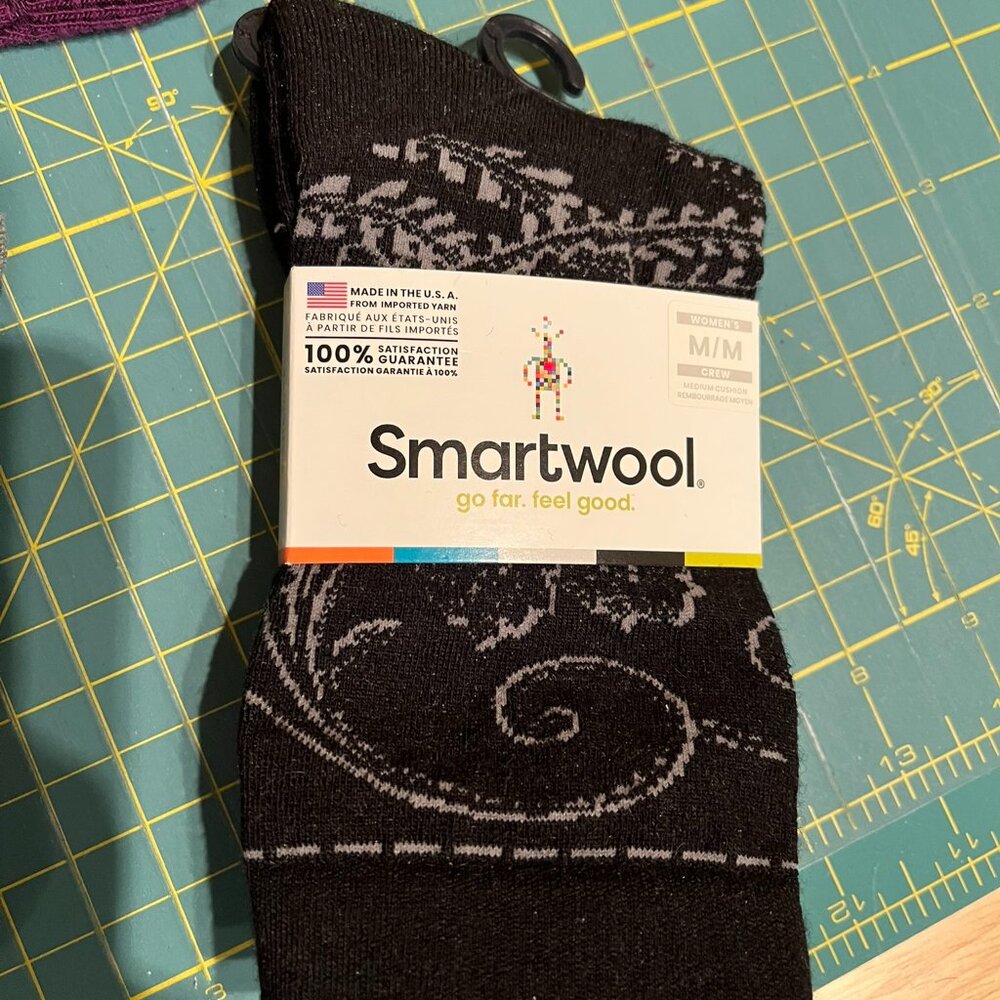 Lot of Six pairs of Smartwool Socks- ladies' sz 6-9